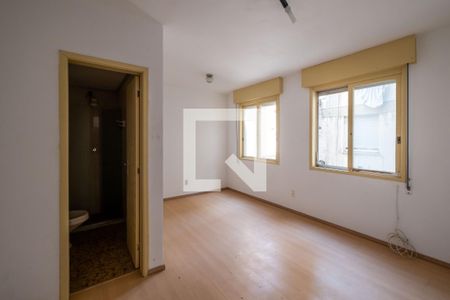 Sala/Quarto de kitnet/studio para alugar com 1 quarto, 39m² em Cidade Baixa, Porto Alegre