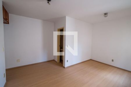 Sala/Quarto de kitnet/studio para alugar com 1 quarto, 39m² em Cidade Baixa, Porto Alegre