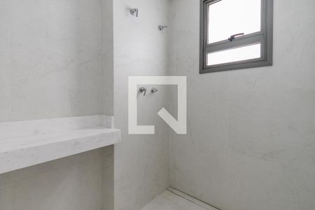 Apartamento à venda com 192m², 3 quartos e 4 vagas Apartamento à venda com 192m², 3 quartos e 4 vagasBanheiro da Suíte 2