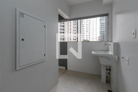 Apartamento à venda com 192m², 3 quartos e 4 vagas Apartamento à venda com 192m², 3 quartos e 4 vagasÁrea de Serviço