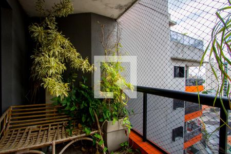 Varanda da sala de apartamento à venda com 4 quartos, 170m² em Vila Valparaíso, Santo André