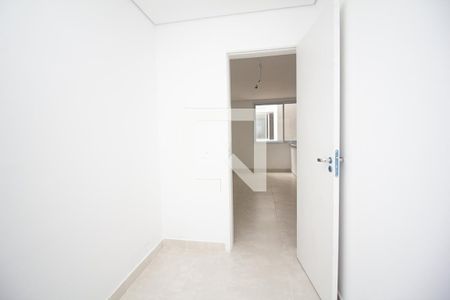 Quarto de apartamento para alugar com 2 quartos, 46m² em Jardim Ana Rosa, São Paulo