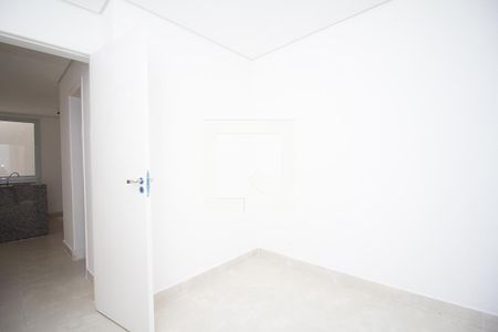 Quarto 2 de apartamento para alugar com 2 quartos, 46m² em Jardim Ana Rosa, São Paulo