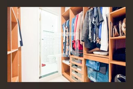 Casa para alugar com 2 quartos, 210m² em Vila Gumercindo, São Paulo