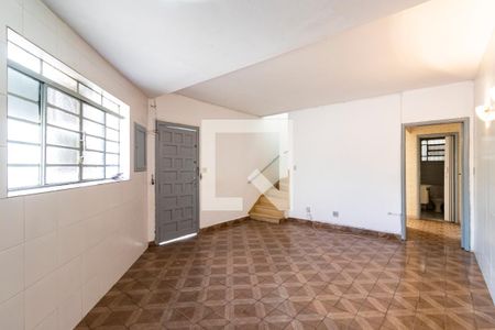 1o. Andar - Sala de casa para alugar com 2 quartos, 80m² em Vila Dom Pedro I, São Paulo