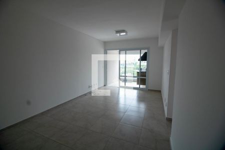 Sala de apartamento para alugar com 3 quartos, 75m² em Vila Morse, São Paulo