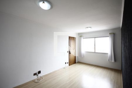 Sala de apartamento para alugar com 2 quartos, 70m² em Vila Firmiano Pinto, São Paulo