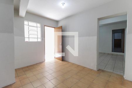 Sala de casa para alugar com 3 quartos, 80m² em Vila Carmosina, São Paulo