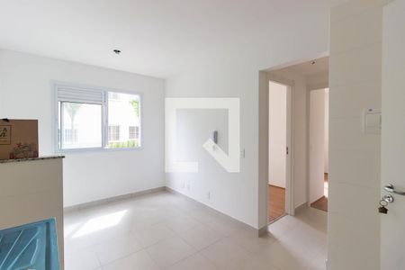 Sala e Cozinha de apartamento para alugar com 2 quartos, 32m² em Jardim Celeste, São Paulo