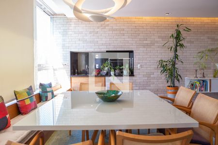 Sala e Varanda Gourmet de apartamento para alugar com 2 quartos, 178m² em Água Branca, São Paulo