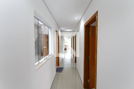 Corredor de casa à venda com 3 quartos, 240m² em Jardim Monte Alegre, Taboão da Serra