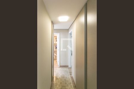 Corredor de apartamento à venda com 3 quartos, 99m² em Liberdade, Belo Horizonte