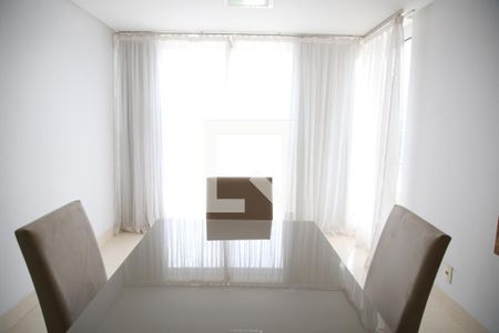 Sala de apartamento para alugar com 3 quartos, 90m² em Setor Bueno, Goiânia