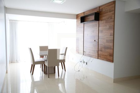 Sala de apartamento para alugar com 3 quartos, 90m² em Setor Bueno, Goiânia