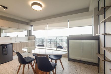 Varanda  de apartamento para alugar com 2 quartos, 68m² em Chácara Califórnia, São Paulo