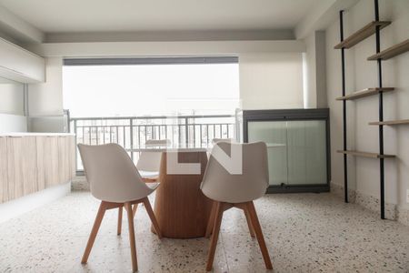 Varanda  de apartamento para alugar com 2 quartos, 68m² em Chácara Califórnia, São Paulo