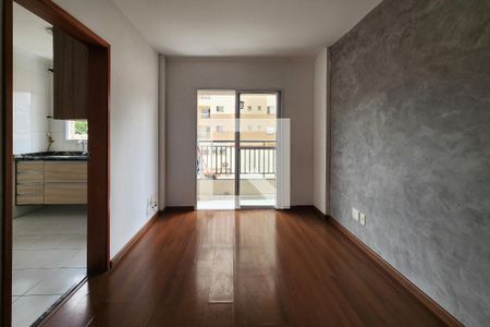 Sala de apartamento para alugar com 2 quartos, 65m² em Osvaldo Cruz, São Caetano do Sul