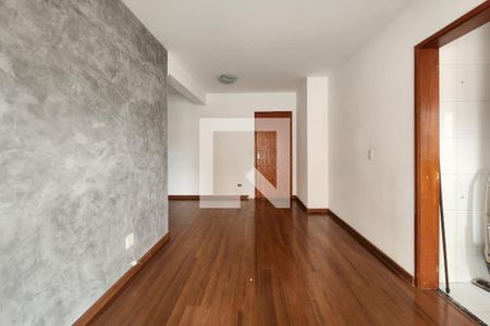 Sala de apartamento para alugar com 2 quartos, 65m² em Osvaldo Cruz, São Caetano do Sul