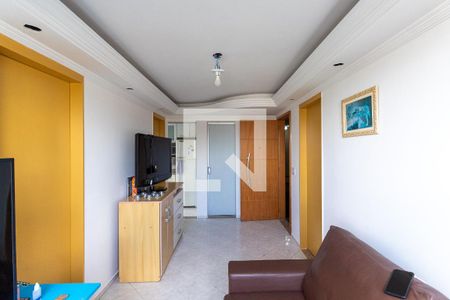 Sala de apartamento para alugar com 3 quartos, 43m² em Cangaiba, São Paulo