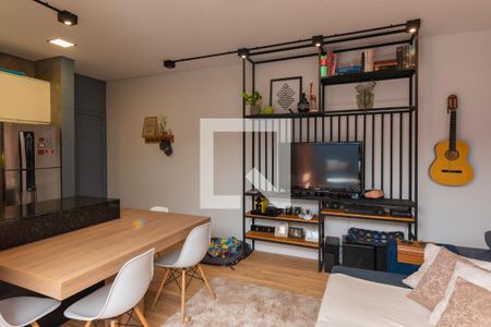 Sala de apartamento à venda com 2 quartos, 80m² em Jardim das Cerejeiras, Campinas