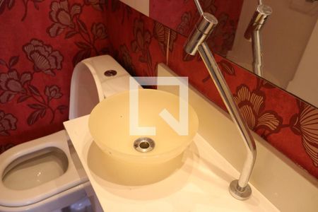 Lavabo de apartamento para alugar com 4 quartos, 95m² em Jardim Brasil (zona Sul), São Paulo