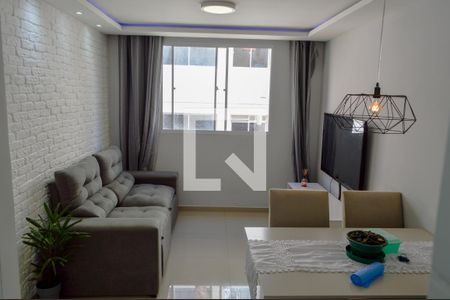 Sala  de apartamento para alugar com 2 quartos, 45m² em Pechincha, Rio de Janeiro