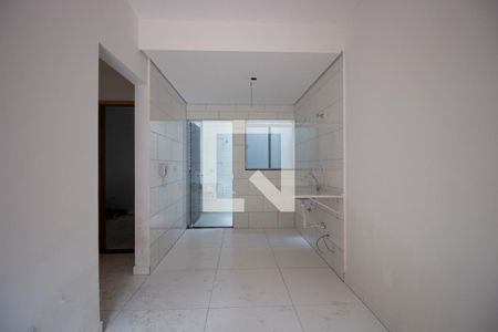 Sala-cozinha de apartamento à venda com 2 quartos, 36m² em Itaquera, São Paulo