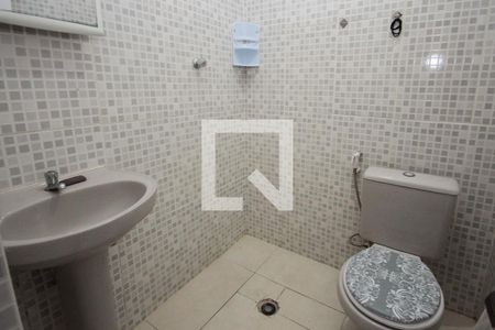 Banheiro de casa para alugar com 1 quarto, 44m² em Jardim Novo Carrão, São Paulo