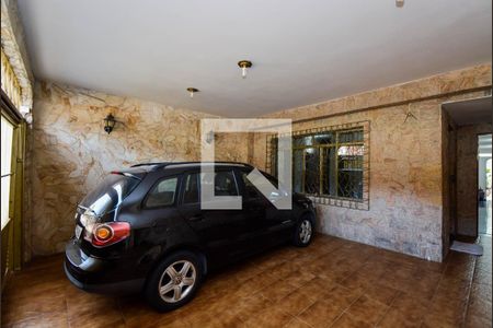 Casa à venda com 250m², 3 quartos e 2 vagas Casa à venda com 250m², 3 quartos e 2 vagasÁrea comum