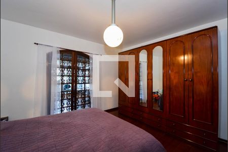 Casa à venda com 250m², 3 quartos e 2 vagas Casa à venda com 250m², 3 quartos e 2 vagasQuarto 2