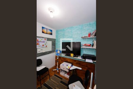 Casa à venda com 250m², 3 quartos e 2 vagas Casa à venda com 250m², 3 quartos e 2 vagasEdícula