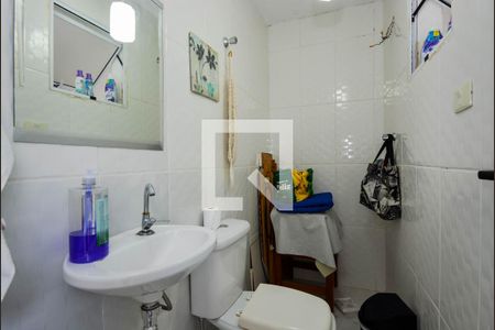 Casa à venda com 250m², 3 quartos e 2 vagas Casa à venda com 250m², 3 quartos e 2 vagasBanheiro/Edícula