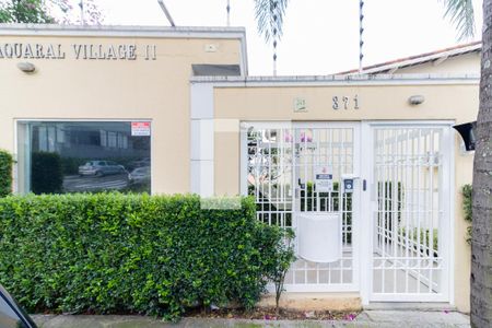 Casa à venda com 107m², 3 quartos e 2 vagas Casa à venda com 107m², 3 quartos e 2 vagasFachada do Condomínio