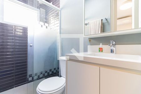 Casa à venda com 107m², 3 quartos e 2 vagas Casa à venda com 107m², 3 quartos e 2 vagasBanheiro da Suíte