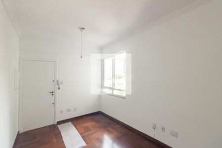 Apartamento à venda com 73m², 2 quartos e sem vagaSala