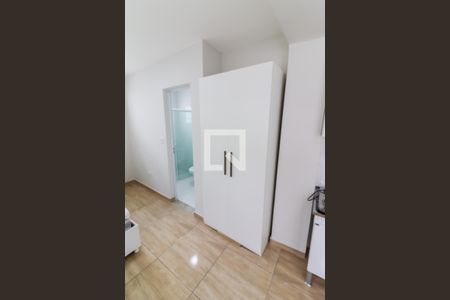 Studio - Quarto e Cozinha de kitnet/studio para alugar com 1 quarto, 19m² em Jardim Arpoador, São Paulo