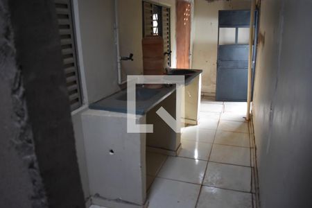 Área de Serviço de casa para alugar com 1 quarto, 50m² em Qr 125, Brasília