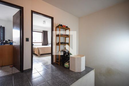 Corredor de casa à venda com 3 quartos, 260m² em Jardim América, Taboão da Serra