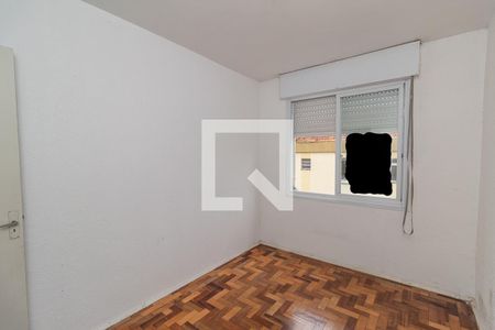 Quarto 2 de apartamento à venda com 2 quartos, 56m² em Passo da Areia, Porto Alegre