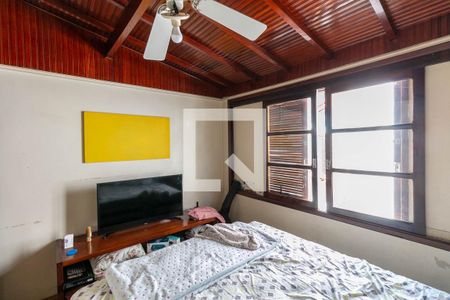 Quarto 2 de casa à venda com 5 quartos, 300m² em Álvaro Camargos, Belo Horizonte