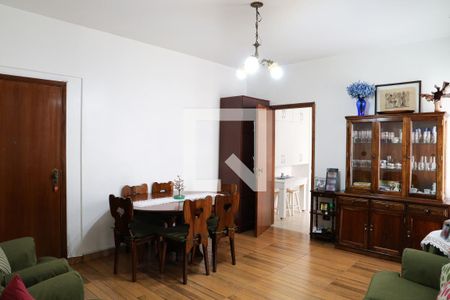 Apartamento para alugar com 104m², 3 quartos e sem vagaSala