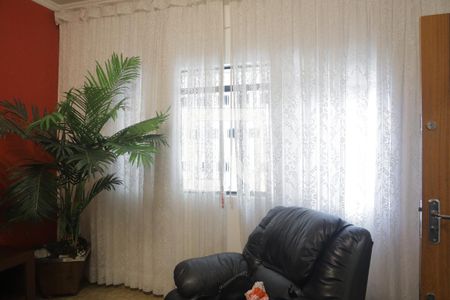Sala de casa à venda com 3 quartos, 160m² em Vila da Saúde, São Paulo
