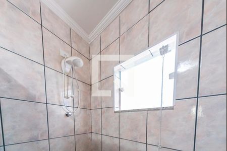 Casa à venda com 252m², 3 quartos e 4 vagas Casa à venda com 252m², 3 quartos e 4 vagasChuveiro