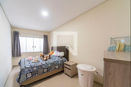 Casa à venda com 252m², 3 quartos e 4 vagas Casa à venda com 252m², 3 quartos e 4 vagasQuarto 2