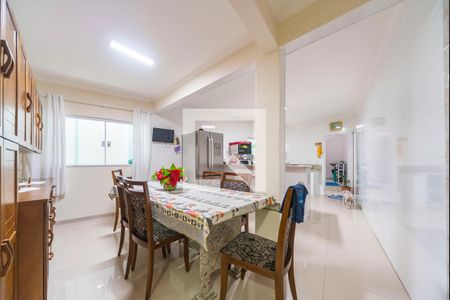 Casa à venda com 252m², 3 quartos e 4 vagas Casa à venda com 252m², 3 quartos e 4 vagasCopa