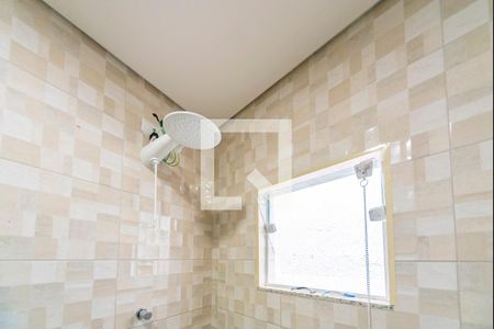 Casa à venda com 252m², 3 quartos e 4 vagas Casa à venda com 252m², 3 quartos e 4 vagasChuveiro