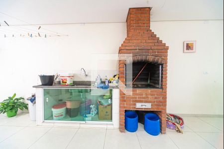 Casa à venda com 252m², 3 quartos e 4 vagas Casa à venda com 252m², 3 quartos e 4 vagasPia e Churrasqueira