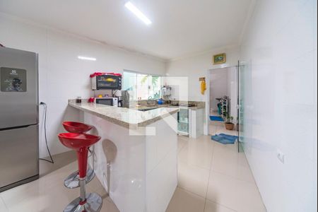 Casa à venda com 252m², 3 quartos e 4 vagas Casa à venda com 252m², 3 quartos e 4 vagasCozinha