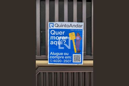 Casa à venda com 252m², 3 quartos e 4 vagas Casa à venda com 252m², 3 quartos e 4 vagasPlaca Instalada na Fachada