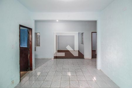 Sala de casa para alugar com 3 quartos, 225m² em Vila Norma, Mesquita